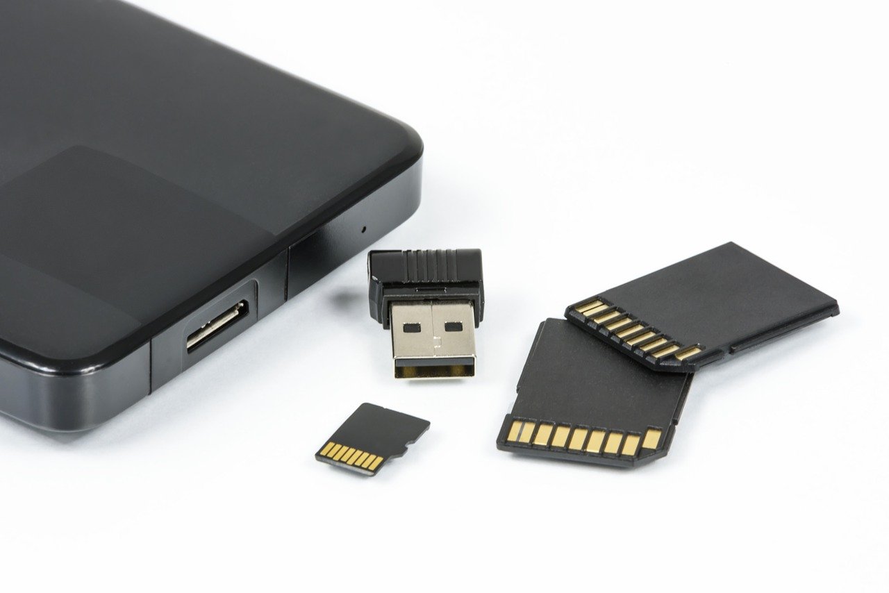 digital storage media 1443484 1280 - Tirage de plan